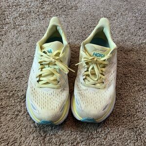 Clifton 8 Hoka size 7